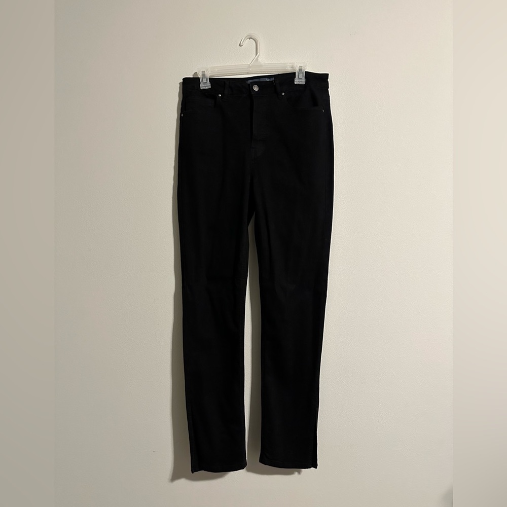 ~{ Black Jeans }~